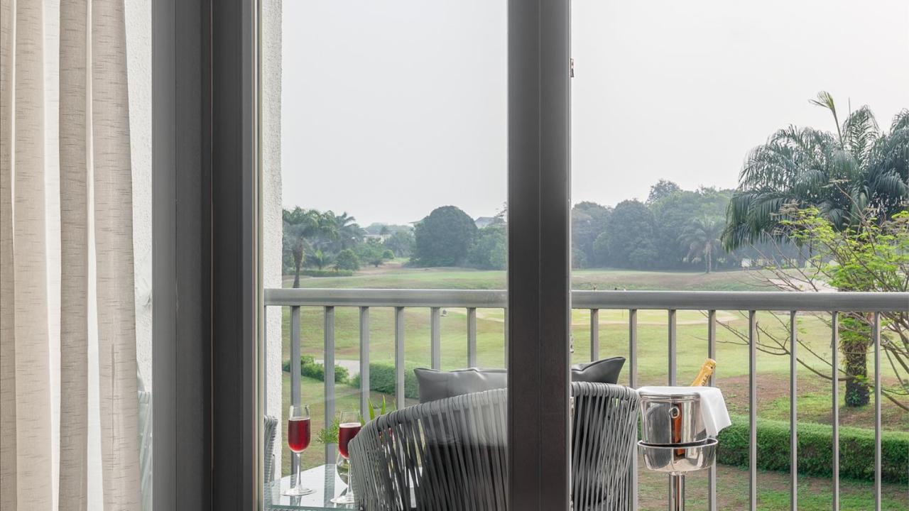 Lakowe Lakes Hotel, Golf And Country Estate By Newmark ラゴス 部屋 写真